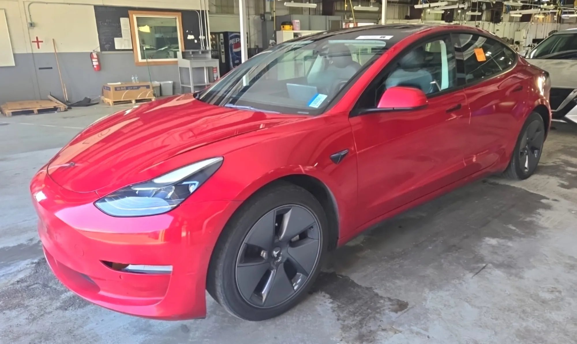 2022 Tesla Model 3 Standard Range